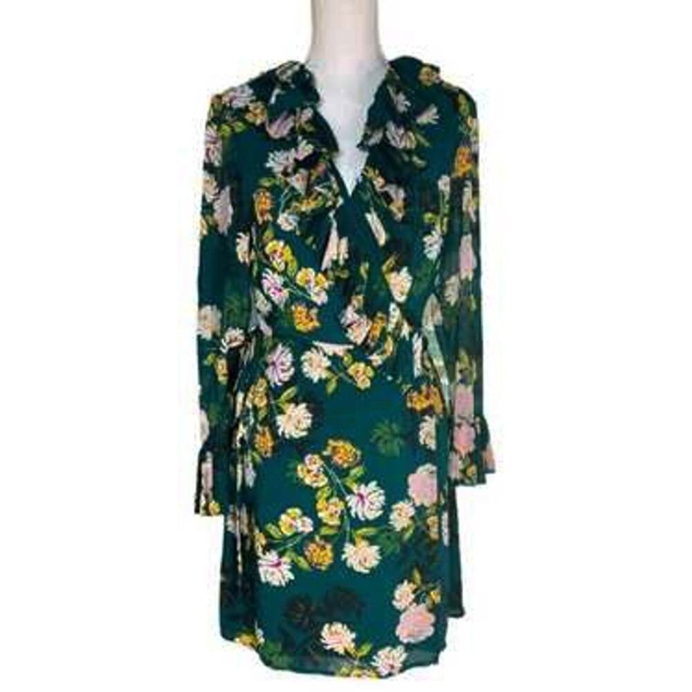 🔥 NWT WAYF Green Floral Print Ruffle Trim Wrap Dress Size Small